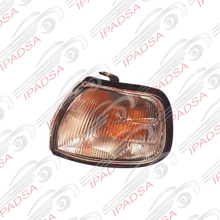 CUARTO NISSAN TSURU III 1994 - 1996 CRISTAL CON DERECHA