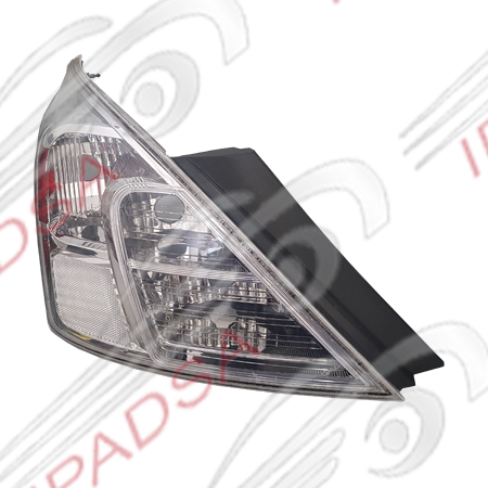 CALAVERA NISSAN VERSA/V-DRIVE 2012 - 2025 CRISTAL CON IZQUIERDA