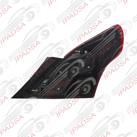 CALAVERA NISSAN VERSA/V-DRIVE 2012 - 2025 ROJO/HUMO CON DERECHA