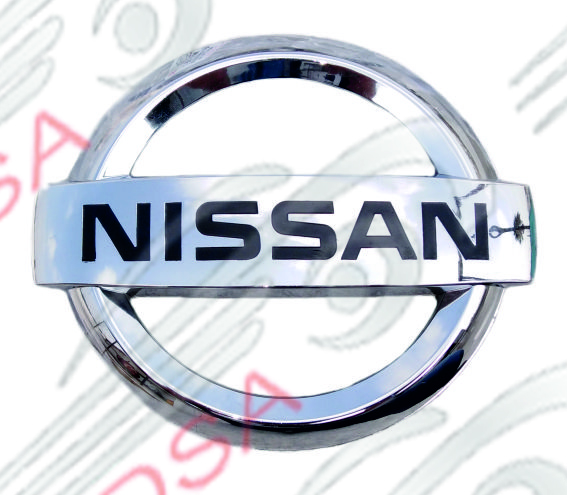 EMBLEMA NISSAN NP300 2016 - 2020 CROMADO